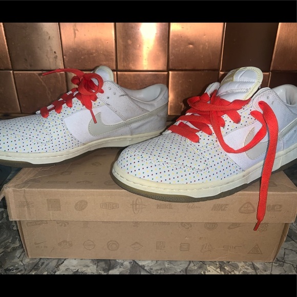 Nike Shoes - Nike Dunk Low Premium